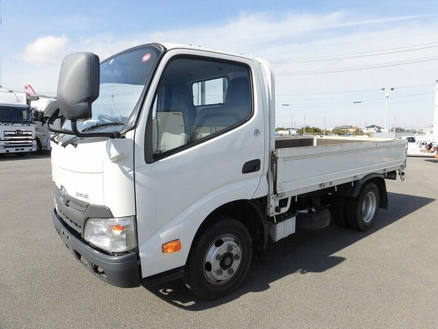 トヨタ ダイナ 小型 平ボディ TKG-XZC605(8433) 1枚目