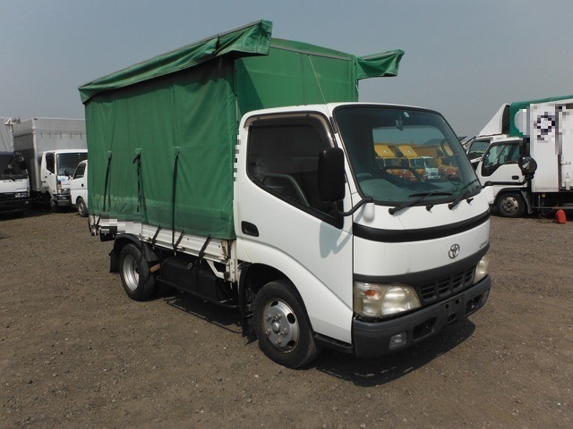 トヨタ ダイナ 小型 幌車 PB-XZU308(1415) 1枚目