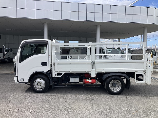 いすゞ エルフ 小型 平ボディ 2RG-NKR88M(113669) 4枚目