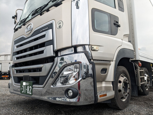 UDトラックス（日産） クオン 大型 冷蔵冷凍バン 2PG-CG5CA(112435) 48枚目