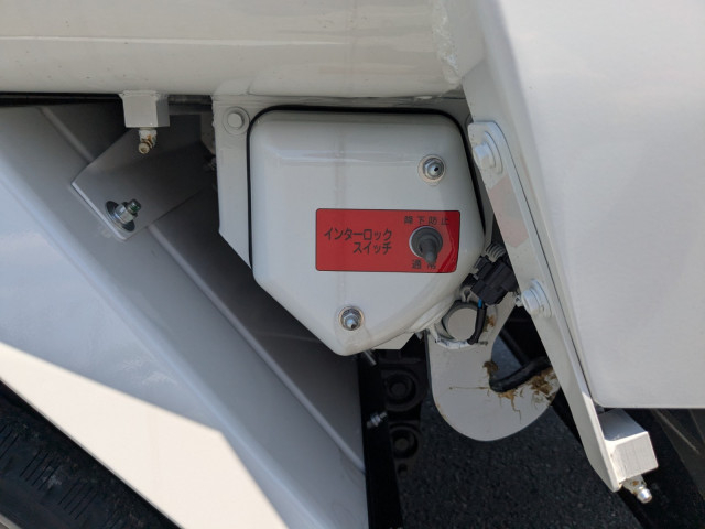 三菱ふそう キャンター 小型 塵芥車（プレス式） 2RG-FEAV0(108610) 69枚目