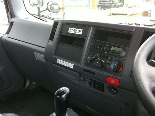 いすゞ エルフ 小型 平ボディ TRG-NPR85AR(110265) 21枚目