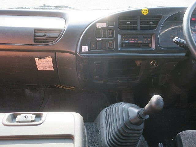 いすゞ フォワード 増トン セーフティローダー KC-FVZ32N4(30700) 13枚目