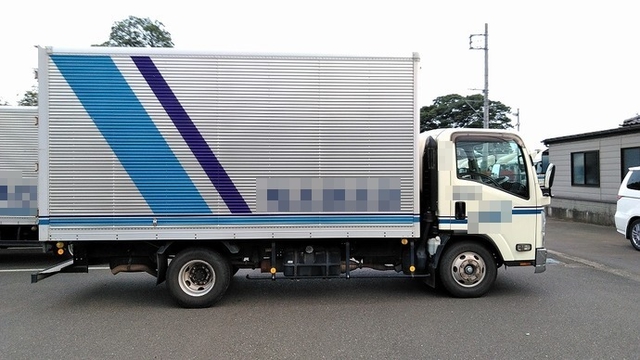 いすゞ エルフ 中型 バン PDG-NPR75N(3330) 7枚目