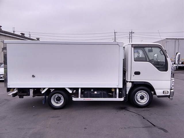 いすゞ エルフ 小型 冷蔵冷凍バン SKG-NHR85AN(8951) 5枚目