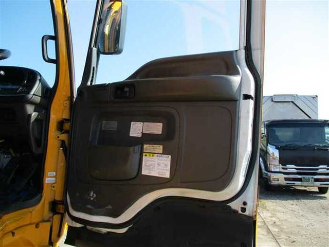 いすゞ ギガ 大型 トラクタ LKG-EXD52AG(37768) 19枚目