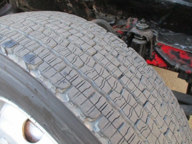 いすゞ ギガ 大型 平ボディ（クレーン付） PDG-CYY77V8(7752) 9枚目