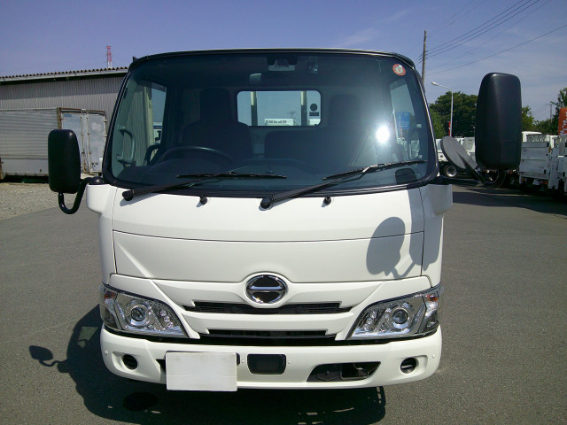 Hino dutro Small Flat body 2RG-XZC605(105849) 2枚目