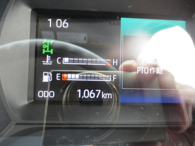 トヨタ ダイナ 小型 平ボディ（クレーン付） 2KG-XZU605(101701) 16枚目
