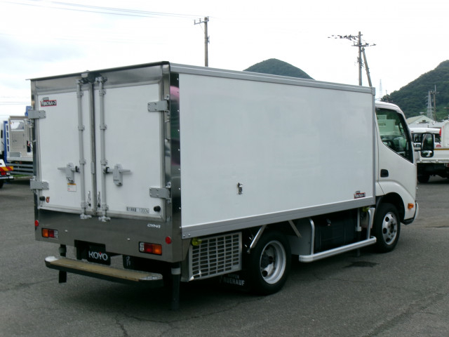 トヨタ ダイナ 小型 冷蔵冷凍バン LDF-KDY231(109378) 7枚目