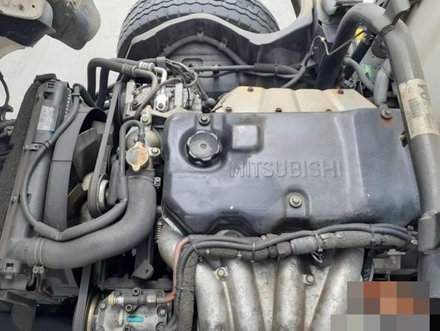 三菱ふそう キャンター 小型 冷蔵冷凍バン KK-FE70CB(8968) 19枚目