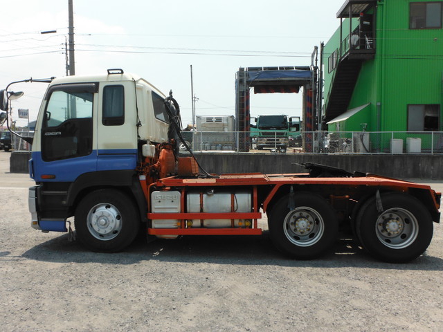 いすゞ ギガ 大型 トラクタ PJ-EXZ52J6(1101) 4枚目