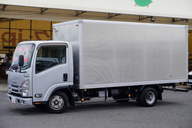 いすゞ エルフ 小型 バン TRG-NLR85AN(107682) 1枚目