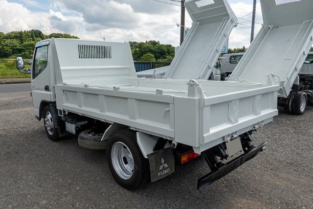 三菱ふそう キャンター 小型 土砂ダンプ PDG-FE71DD(11145) 6枚目