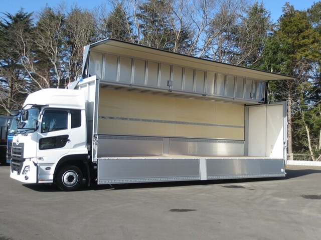 UDトラックス（日産） クオン 大型 ウィング 2PG-CG5CA(9612) 6枚目