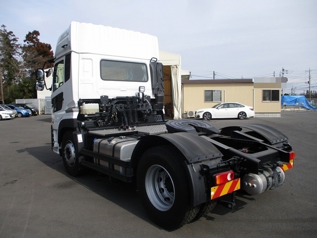 Nissan UD quon Large Tractor 2PG-GK5AAB(9594) 4枚目