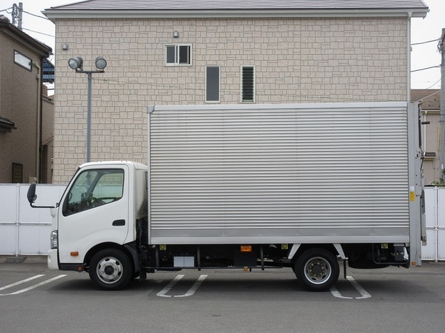 トヨタ ダイナ 小型 バン TKG-XZU710(11715) 6枚目