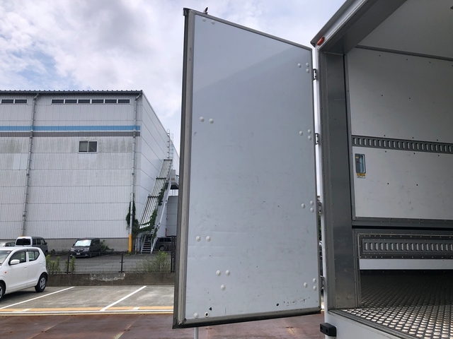 日野 レンジャー 中型 冷蔵冷凍ウィング 2KG-FD2ABA(108050) 9枚目
