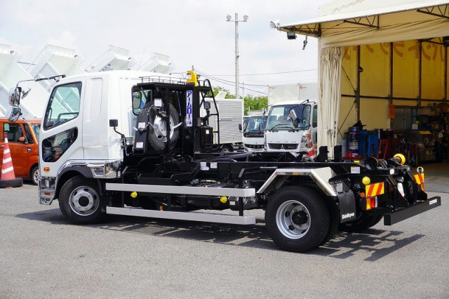 三菱ふそう ファイター 中型 コンテナ専用車 2KG-FK62F(110936) 7枚目