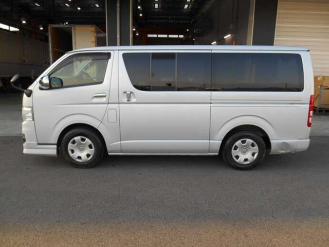 トヨタ ハイエース 小型 Translation missing: ja.item.body_keijou_enum.body_keijou_light_van QDF-KDH201V(8183) 5枚目
