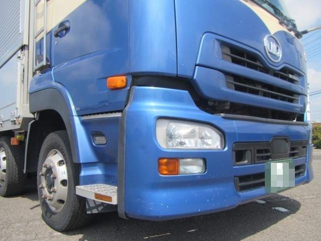 UDトラックス（日産） クオン 大型 ウィング QKG-CG5ZA(7962) 5枚目