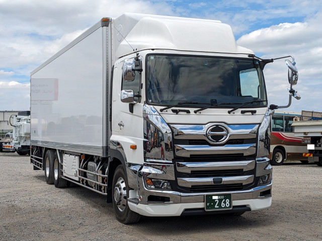 日野 プロフィア 大型 冷蔵冷凍バン 2DG-FR1EHJ(109850) 2枚目