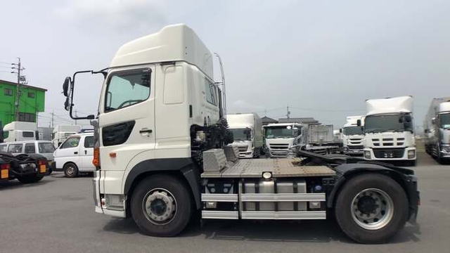 日野 プロフィア 大型 トラクタ QPG-SH1EDDG(34760) 8枚目