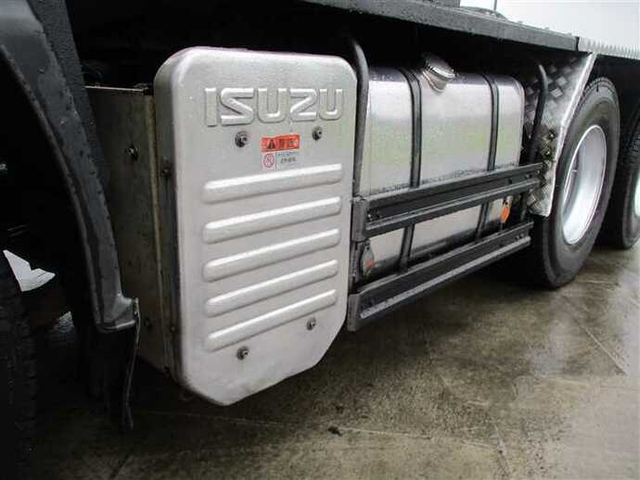 いすゞ ギガ 大型 トラクタ PDG-EXZ52J8(37777) 15枚目