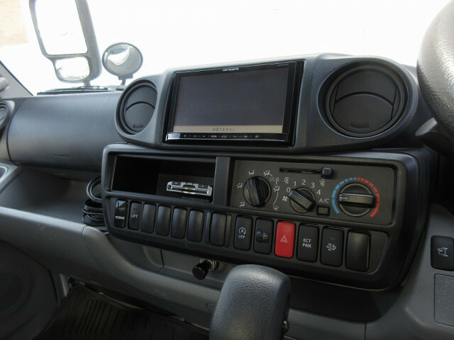 トヨタ ダイナ 小型 バン TKG-XZU605(10155) 42枚目