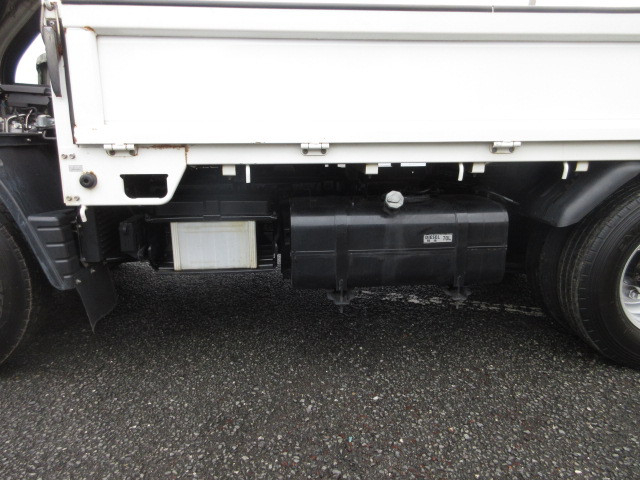 三菱ふそう キャンター 小型 平ボディ 2TG-FDA00(113481) 35枚目