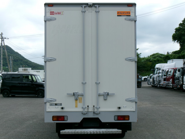 日野 デュトロ 小型 バン 2RG-XZU605M(109379) 6枚目