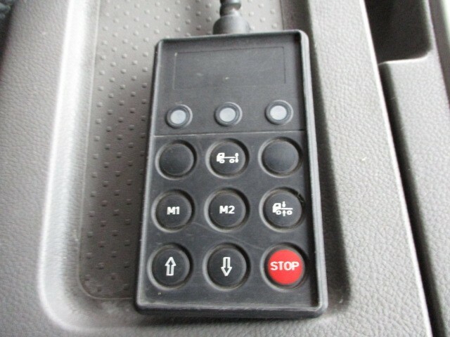 UDトラックス（日産） クオン 大型 ウィング PKG-CD4ZA(8857) 56枚目