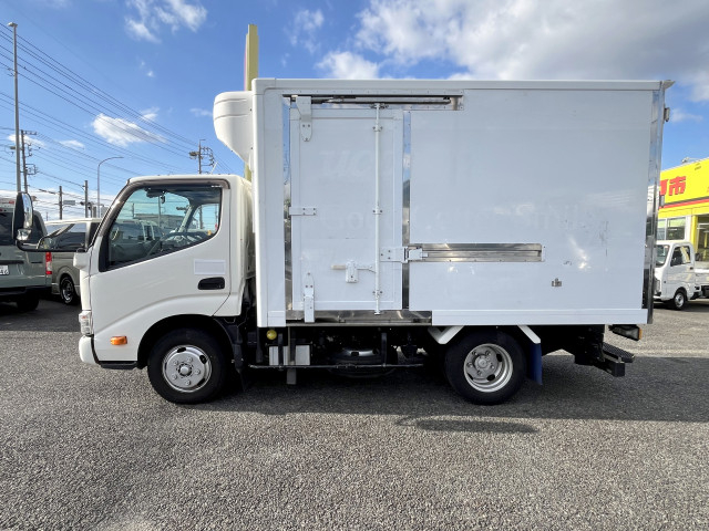 日野 デュトロ 小型 冷蔵冷凍バン 2RG-XZC605M(96631) 4枚目