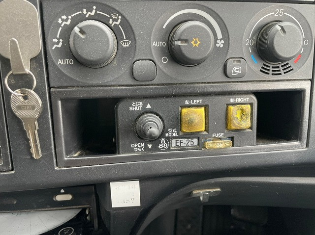 三菱ふそう スーパーグレート 大型 土砂ダンプ QKG-FV50VX(61925) 29枚目