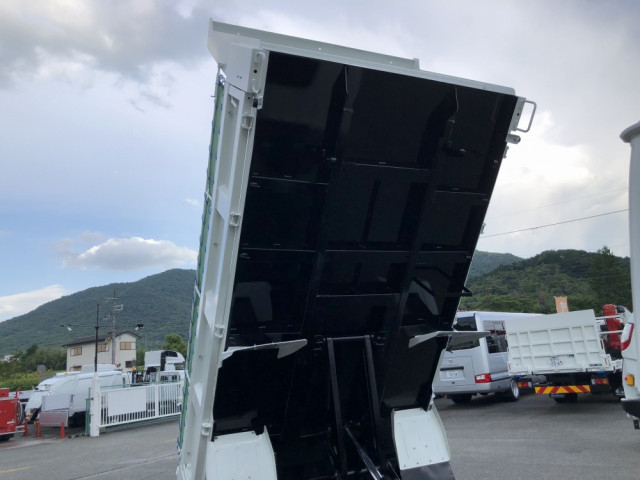 マツダ タイタン 小型 土砂ダンプ 2RG-LKR88AD(109227) 27枚目
