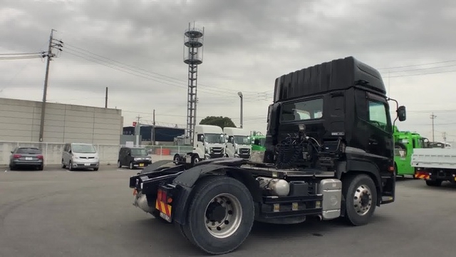 UDトラックス（日産） クオン 大型 トラクタ LKG-GK5XAB(35324) 19枚目