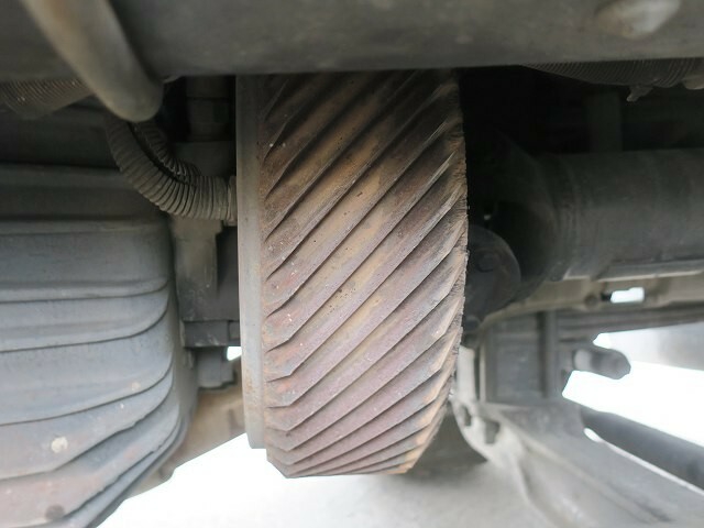 UDトラックス（日産） クオン 大型 ウィング LKG-CG5ZA(27446) 10枚目