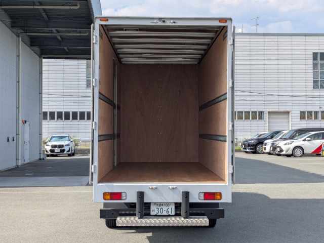Hino dutro Small Box body 2KG-XZU655M(107323) 8枚目