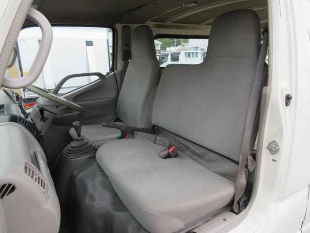 トヨタ ダイナ 小型 バン BDG-XZU508V(109087) 26枚目