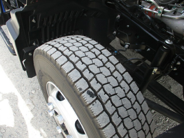 日野 レンジャー 中型 平ボディ（クレーン付） 2KG-FD2ABA(29977) 10枚目