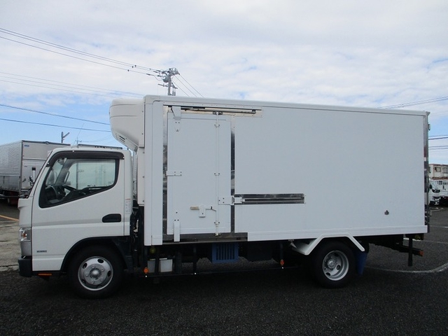 三菱ふそう キャンター 小型 冷蔵冷凍バン TPG-FEA50(37507) 12枚目