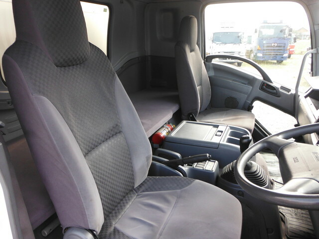 いすゞ フォワード 中型 幌車（ウィング式） PKG-FRR90S2(7917) 10枚目
