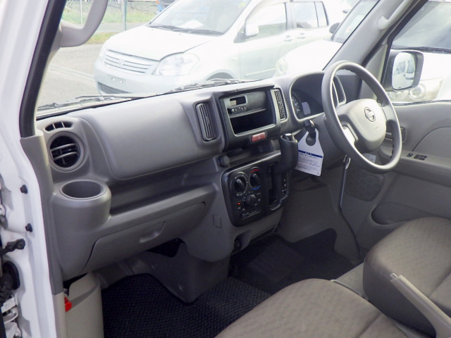 日産自動車 クリッパー 軽 軽バン・乗用車 5BD-DR17V(111817) 42枚目