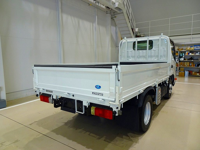 トヨタ ダイナ 小型 平ボディ 2KG-XZC605(110977) 3枚目