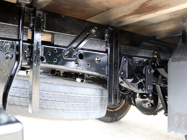 マツダ タイタン 小型 平ボディ（クレーン付） BDG-LMR85AR(75524) 31枚目