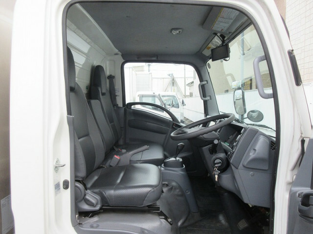 いすゞ エルフ 小型 バン TPG-NLR85AN(10181) 30枚目