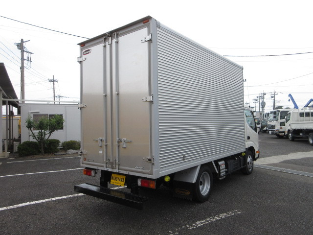 トヨタ ダイナ 小型 バン 2RG-XZU645(105352) 4枚目