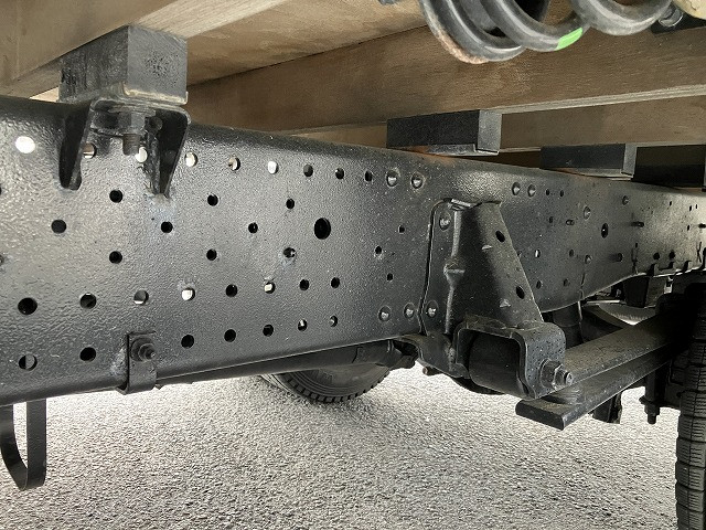 いすゞ エルフ 小型 平ボディ 2RG-NPR88AR(110982) 44枚目