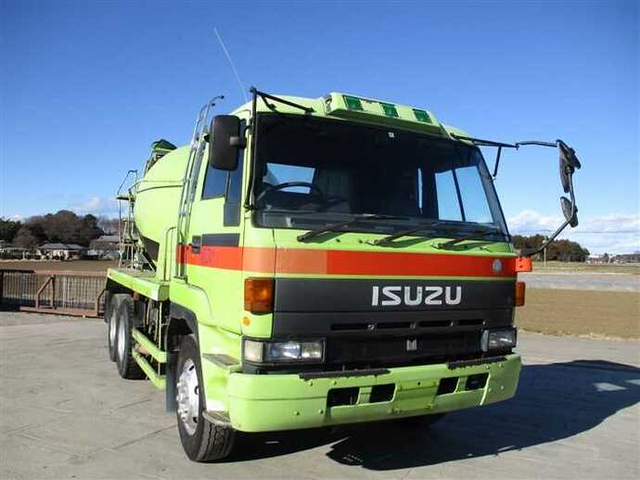 いすゞ ギガ 大型 ミキサー車 U-CXZ71J(37839) 2枚目