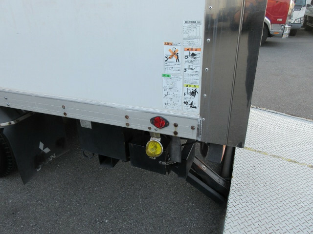 三菱ふそう キャンター 小型 バン KK-FE82EG(7723) 11枚目